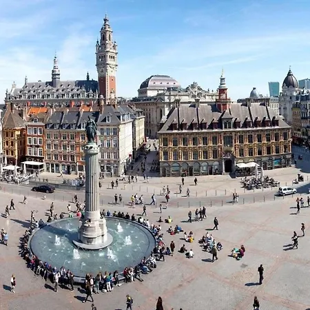 Apartment Renovated 3-bedroom Flat On The Grand Place *
