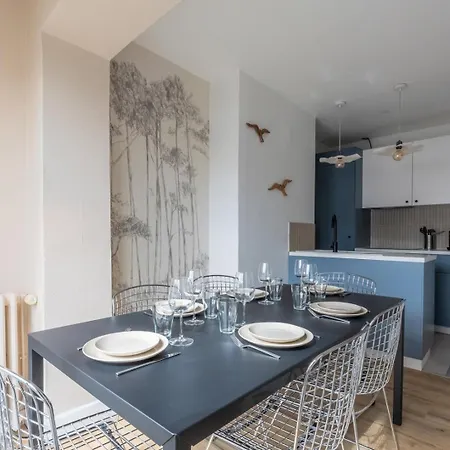 Apartment Renovated 3-bedroom Flat On The Grand Place *