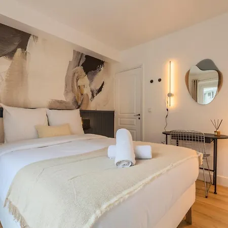 Renovated 3-bedroom Flat On The Grand Place *